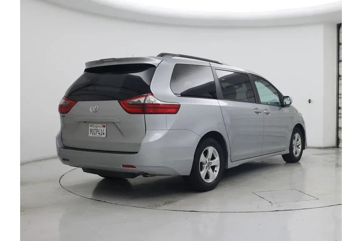 $33998 : Toyota Sienna 2020 LE 7-Pass image 8