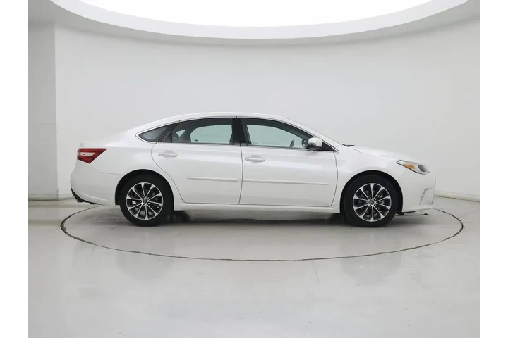$27998 : Toyota Avalon 2018 XLE Premi image 7