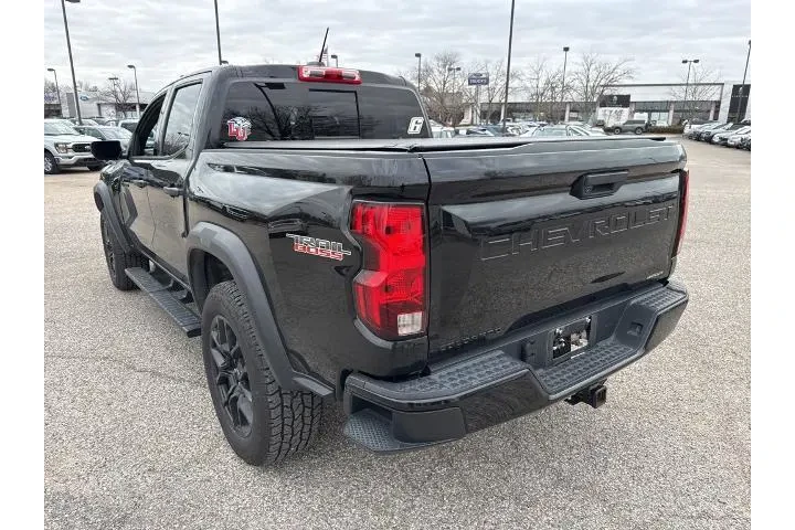 $33000 : Chevrolet Colorado 2023 4x4 image 8