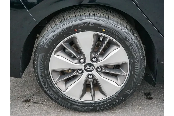 $13991 : Hyundai IONIQ Plug-in Hybrid image 10