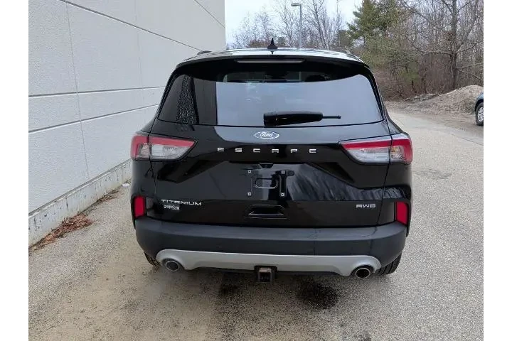 $23787 : Ford Escape 2022 AWD Titaniu image 8