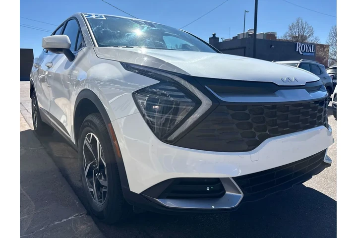 $22995 : 2025 Sportage LX image 2