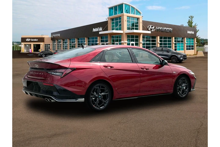 $25500 : Hyundai ELANTRA 2025 N Line image 8