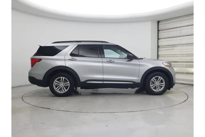 $27998 : Ford Explorer 2023 XLT 4dr S image 7