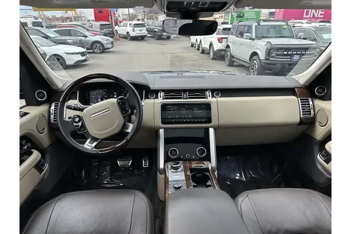 $37632 : Land Rover Range Rover 2021 image 9