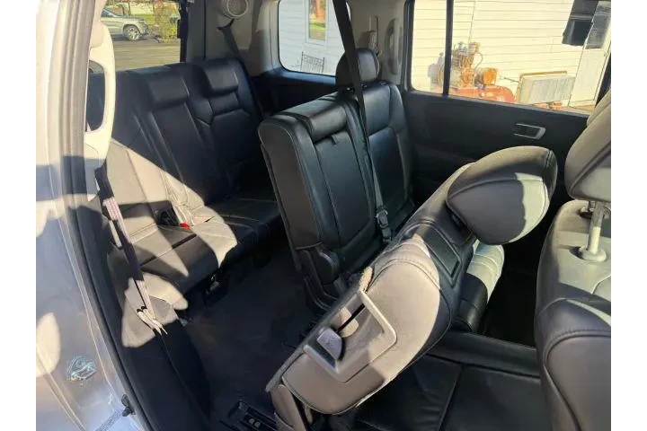 $8500 : Honda Pilot 2011 4x4 EX-L 4d image 7