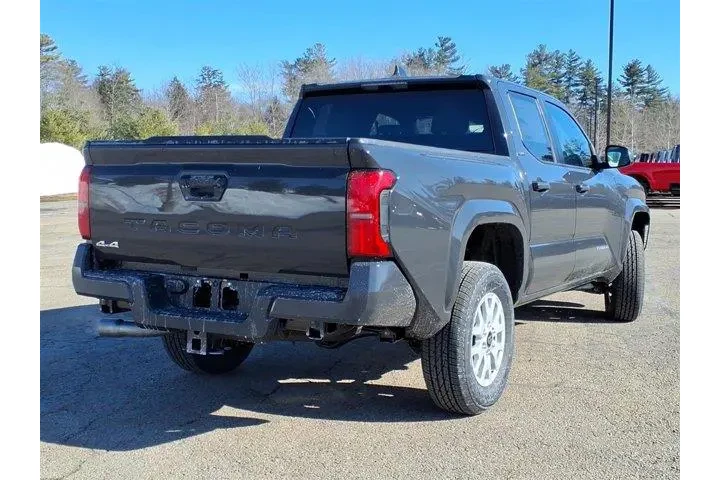 $25045 : Nissan Altima 2024 AWD 2.5 S image 4