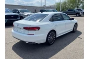 $19527 : Volkswagen Passat 2022 Limit thumbnail