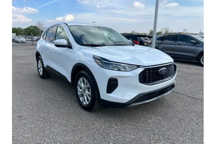 $23526 : Ford Escape 2023 AWD Active image 3