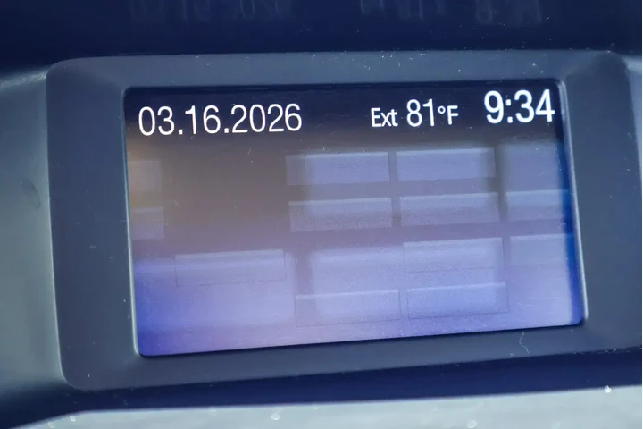 $6000 : Ford Focus 2012 SE 4dr Sedan image 4