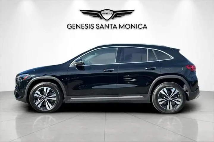 $31998 : Mercedes-Benz GLA 2025 GLA 2 image 8