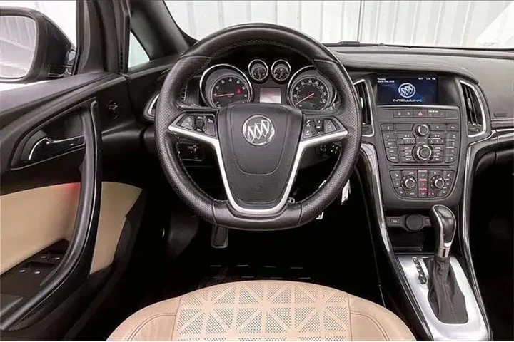 $18990 : Buick Cascada 2018 Sport Tou image 5