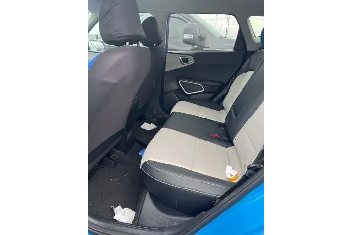 $19406 : Kia Soul 2023 GT-Line 4dr Cr image 10