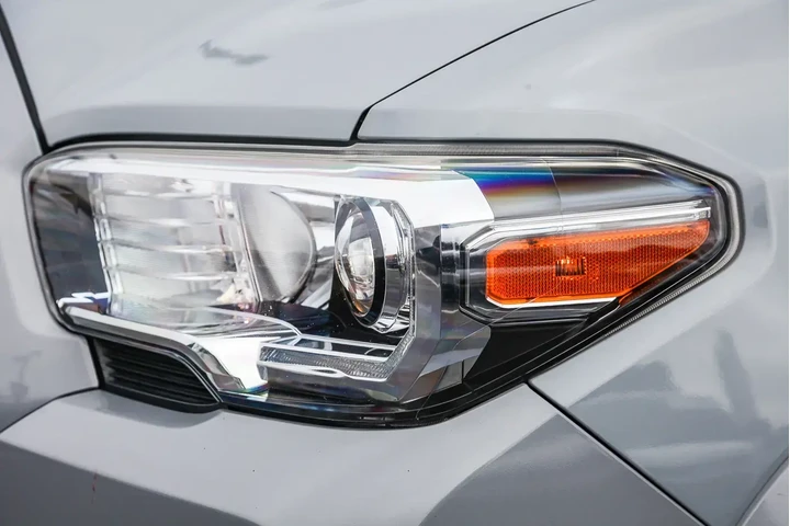 $32000 : Toyota Tacoma 2018 4x4 TRD P image 7