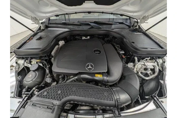 $26465 : Mercedes-Benz GLC 2021 AWD G image 10