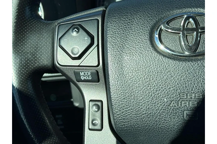 $30228 : Toyota Tacoma 2016 4x2 SR5 V image 10