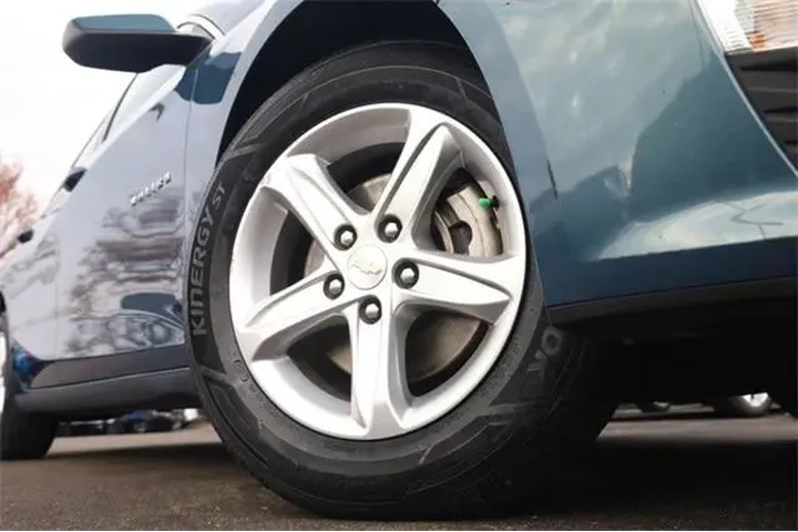 $20950 : Chevrolet Malibu 2024 LT 4dr image 3