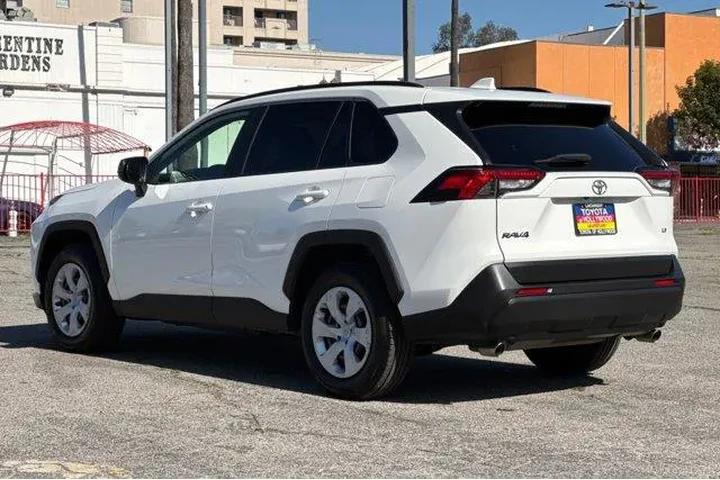 $21556 : Toyota RAV4 2019 LE 4dr SUV image 6