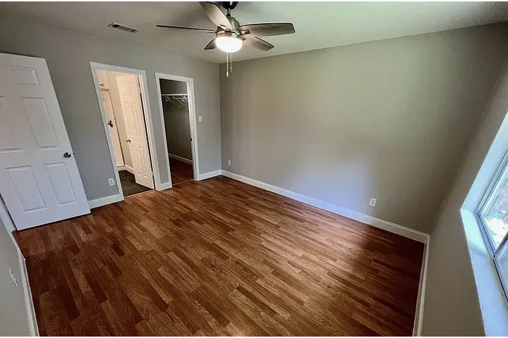 $1650 : HOUSE RENT AVAILABLE AUSTIN TX image 6