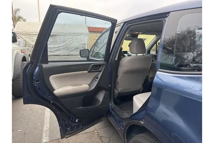 $10500 : Subaru Forester 2014 AWD 2.5 image 10