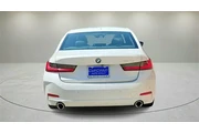 $32153 : BMW 3 Series 2024 330e 4dr S thumbnail