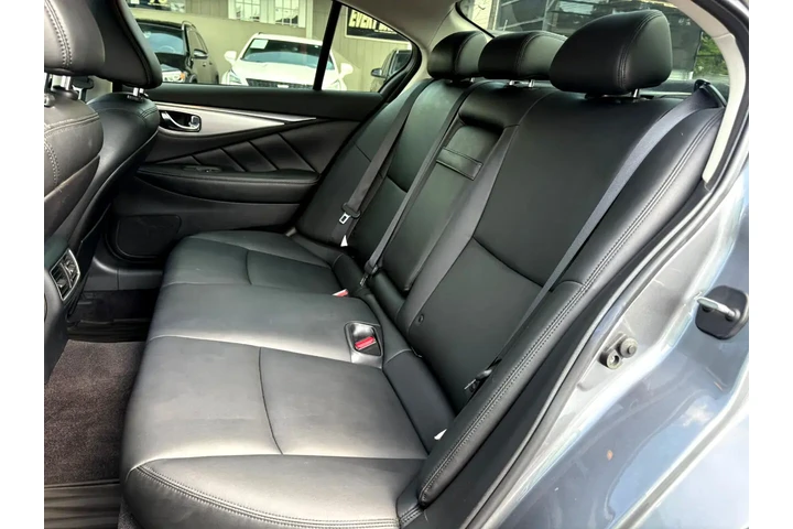 2020 Q50 3.0t LUXE image 9