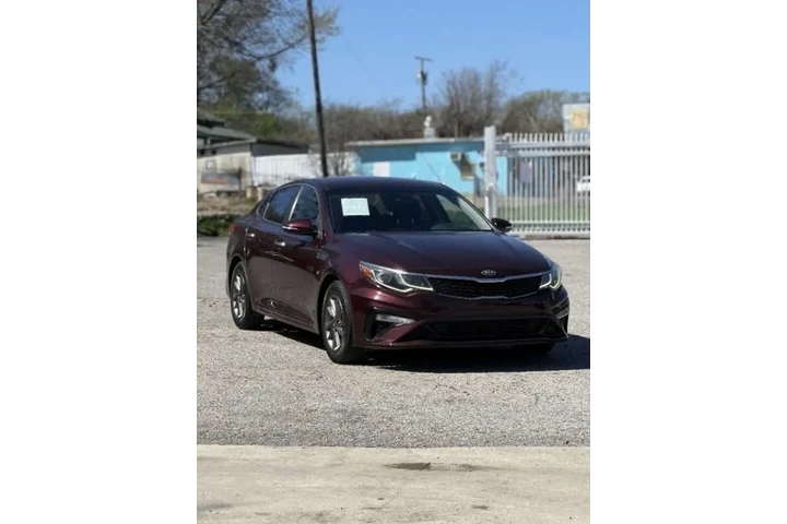 $6999 : 2019 Optima LX image 2