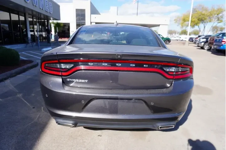 $22488 : Dodge Charger 2023 SXT 4dr S image 5