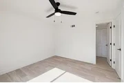 $2495 : Beautiful and Bright 1x1 thumbnail
