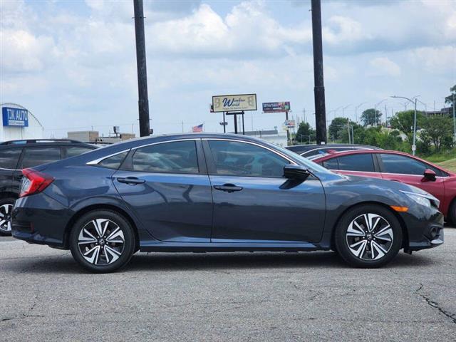 $13450 : 2018 Civic LX image 9