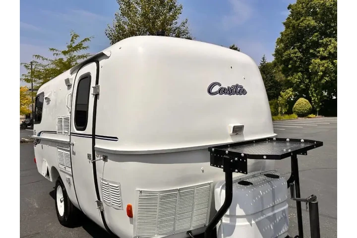 $16900 : 2008 Casita Travel Trailer image 6