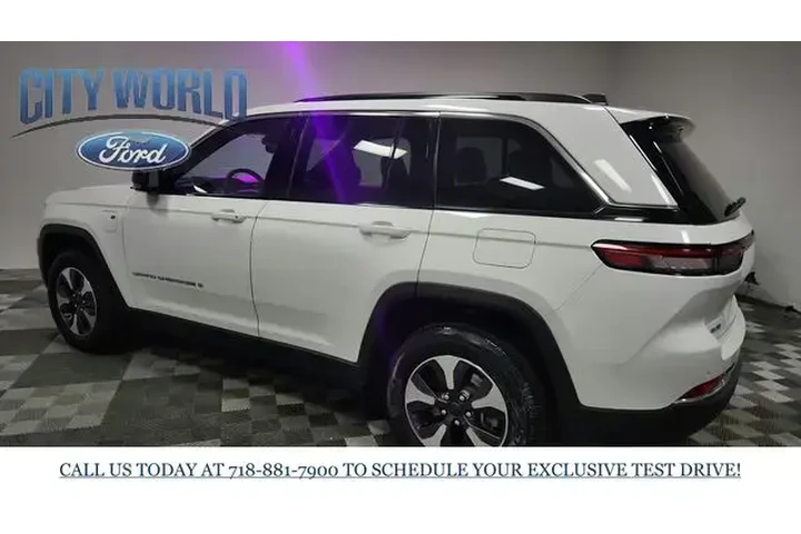 $28488 : Jeep Grand Cherokee 2024 4x4 image 5