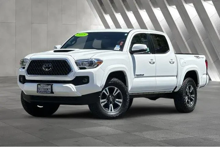 $29900 : Toyota Tacoma 2018 4x2 TRD S image 2