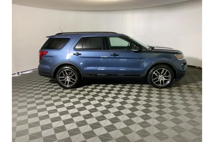 $18967 : Ford Explorer 2018 AWD Sport image 5