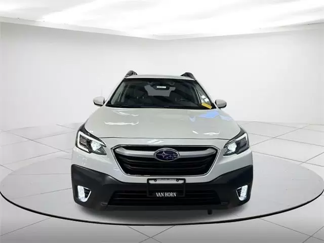 $23164 : Pre-Owned 2022 Outback Premium image 10