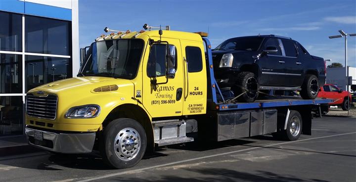 Ramos Towing Services image 3