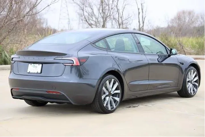 $35995 : Tesla Model 3 2025 Long Rang image 8