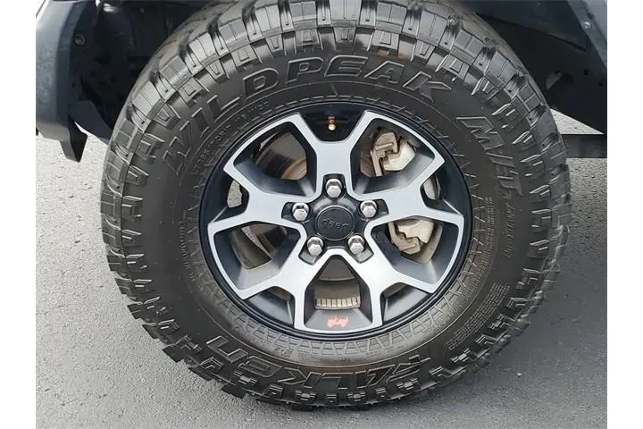 $24995 : Jeep Wrangler Unlimited 2021 image 6