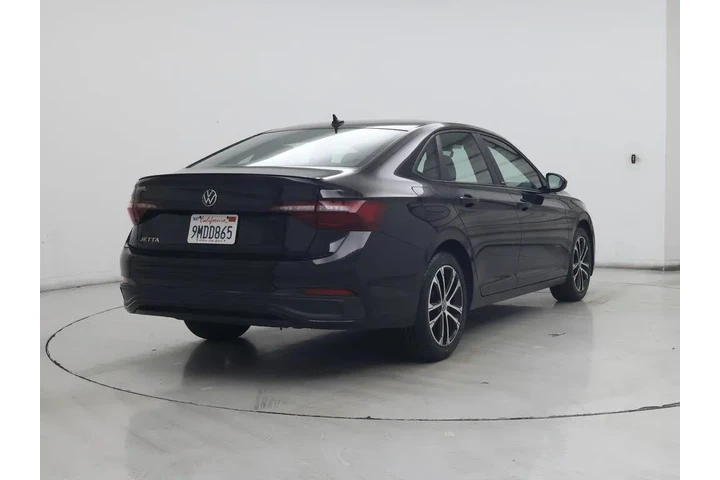 $17998 : Volkswagen Jetta 2024 Sport image 8