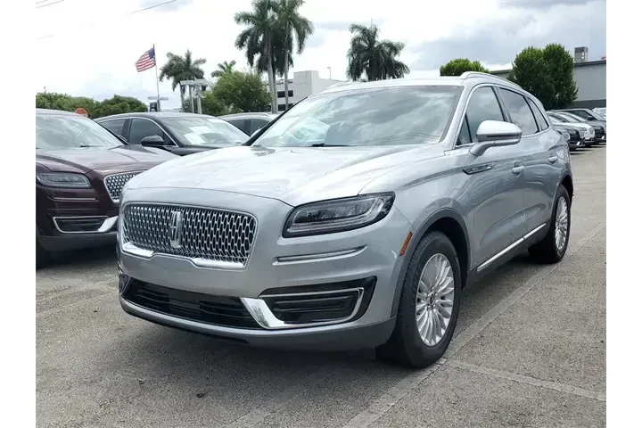 $23490 : Lincoln Nautilus 2020 4dr St image 3