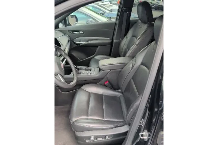 $26484 : Cadillac XT4 2024 Premium Lu image 6
