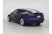 $25998 : Tesla Model 3 2022 AWD Long thumbnail