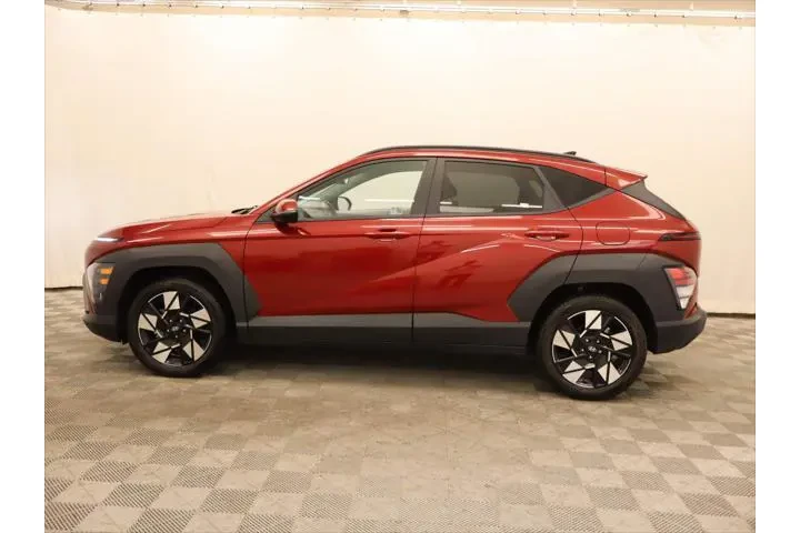 $20116 : Hyundai KONA 2024 SEL 4dr Cr image 2