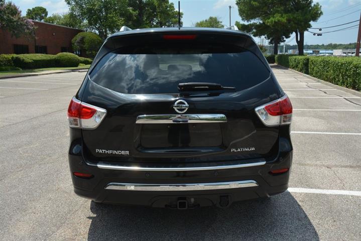 2016 Pathfinder Platinum image 8