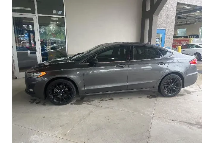 $8180 : Ford Fusion 2019 SE 4dr Seda image 2