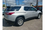 $19500 : 2020 Traverse LS thumbnail