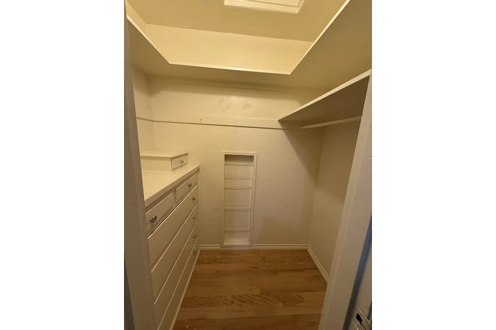 $800 : Se renta un cuarto image 4