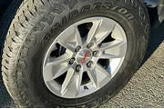 $36990 : GMC Sierra 1500 2023 4x4 SLE thumbnail