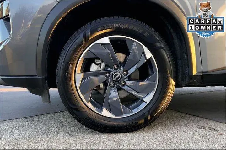 $22985 : Nissan Rogue 2024 SV 4dr Cro image 8