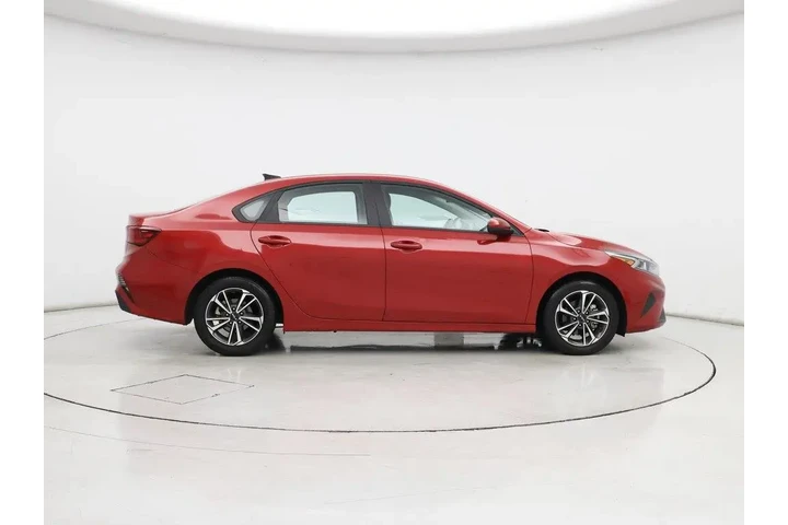 $16998 : Kia Forte 2024 LXS 4dr Sedan image 7